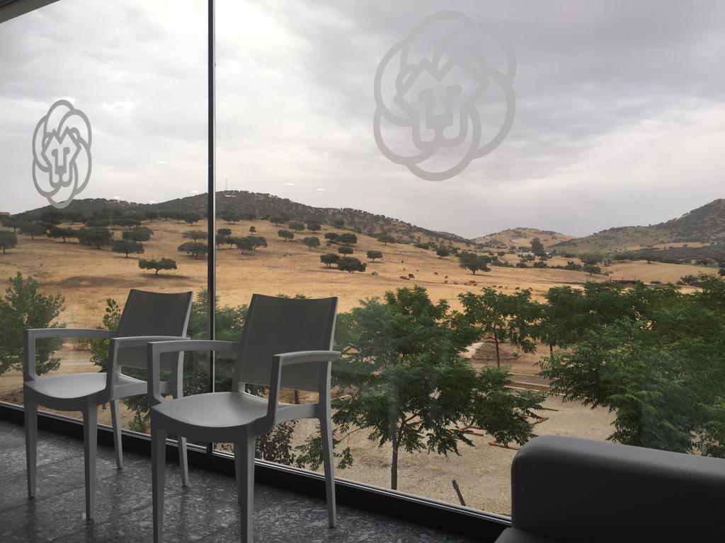 מלון מונסטריו Complejo Leo 24H מראה חיצוני תמונה